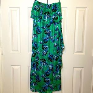 Banana Republic Strapless Dress. So flattering. Only worn a couple of times